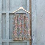 1970s Silk Skirt Paisley Pr..
